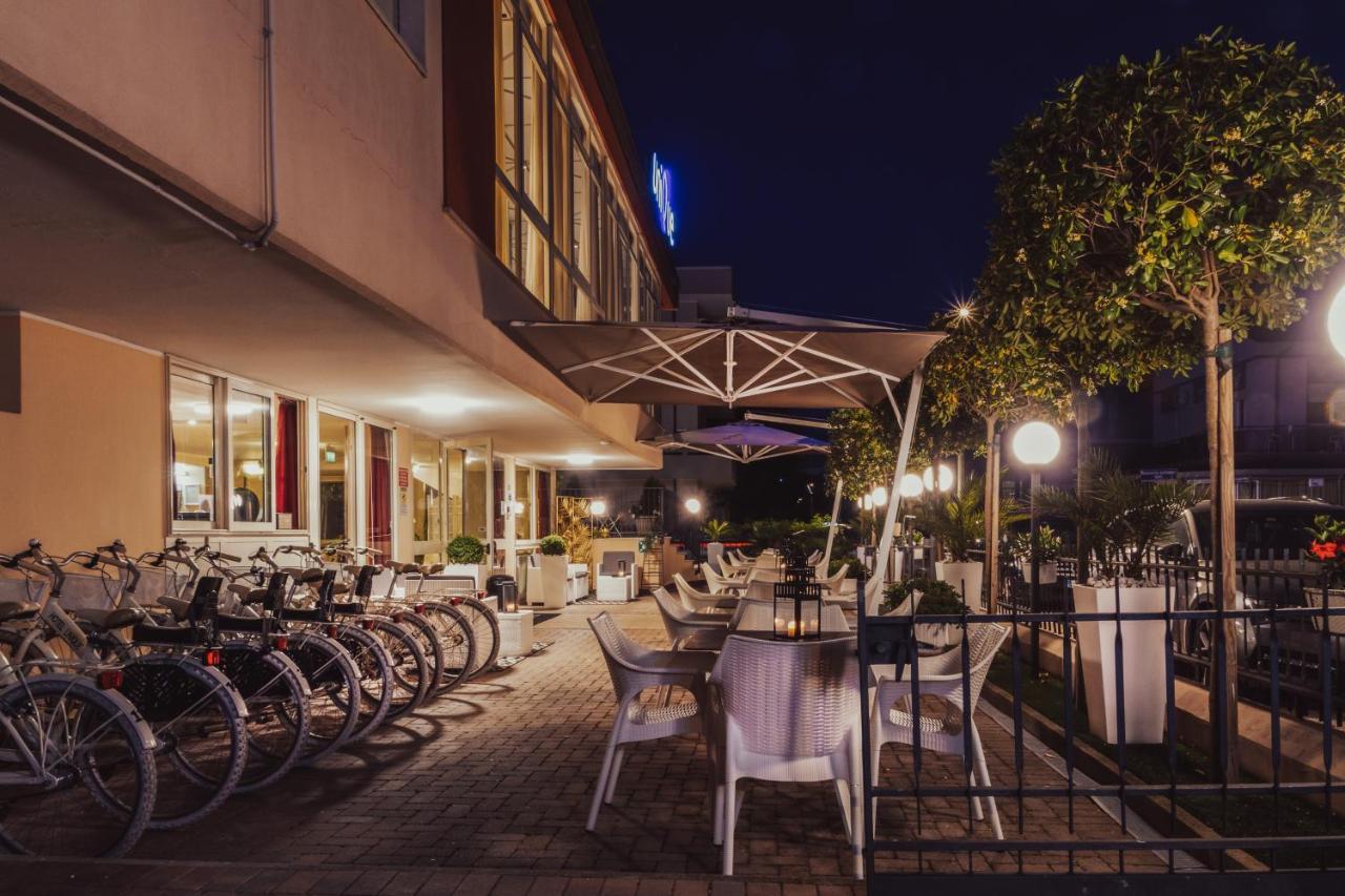 Unique Hotel Cesenatico Exterior foto